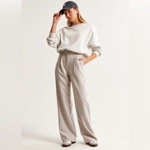 Abercrombie A&F Sloane Tailored Pant in Light Taupe - NEVER WORN